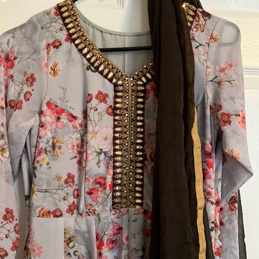 Brand NEW Floor Length Anarkali Gown with dupatta!